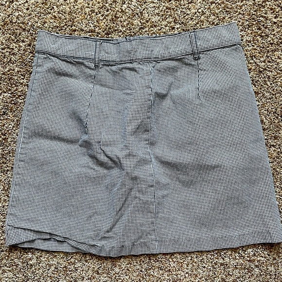 H&M gingham print black and white skirt size 10 - Picture 1 of 4